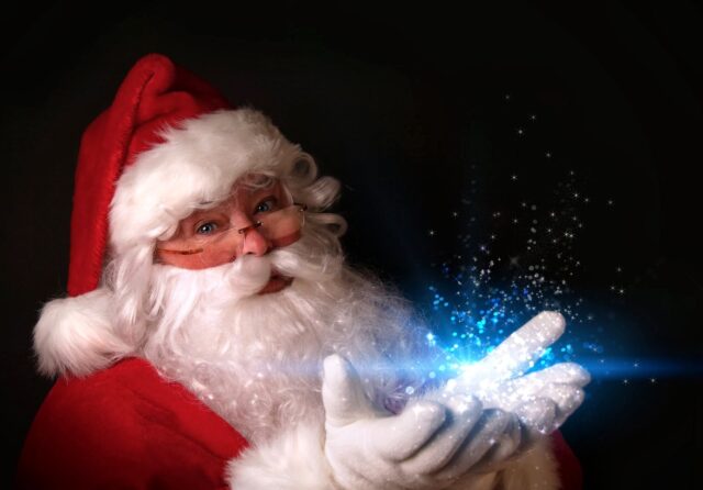 Papá-Noel-hace-de-la-Navidad-magia-pura